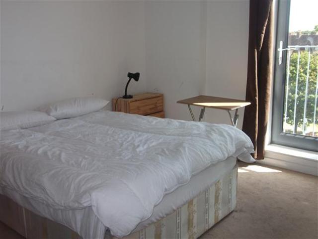  Image of 2 bedroom Apartment to rent in Evelyn Street London SE8 at Deptford, SE8 5BU