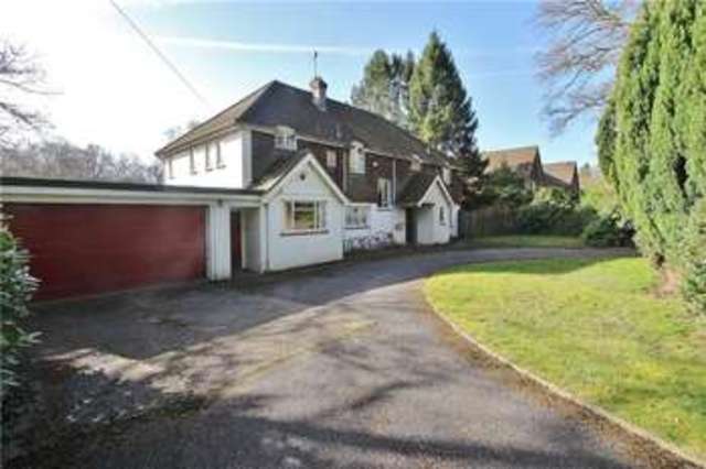  Image of 5 bedroom Detached house for sale in The Fairway Worplesdon Guildford GU3 at Worplesdon Surrey Worplesdon, GU3 3QE