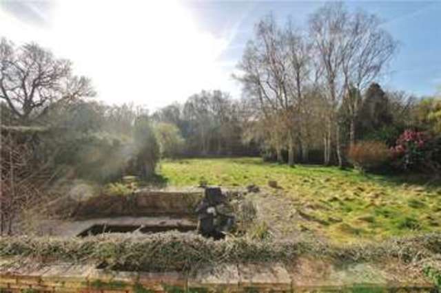  Image of 5 bedroom Detached house for sale in The Fairway Worplesdon Guildford GU3 at Worplesdon Surrey Worplesdon, GU3 3QE