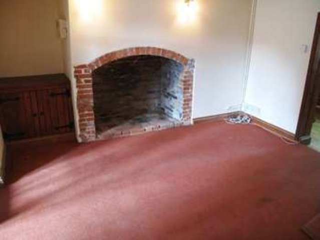  Image of 4 bedroom Cottage to rent in The Green Freethorpe Norwich NR13 at Freethorpe Norwich Norfolk, NR13 3NY