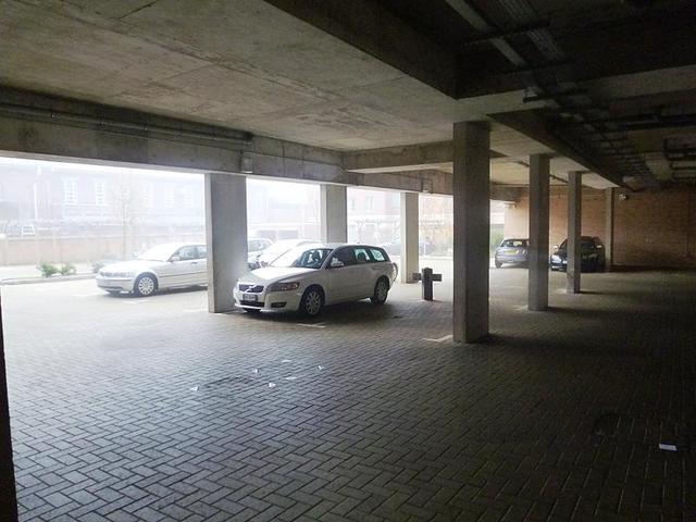  Image of 1 bedroom Apartment to rent in Hills Road Cambridge CB2 at 150 Hills Road, CB2 8PB
