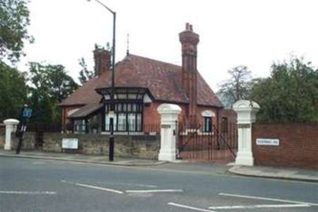  Image of 2 bedroom Bungalow to rent in North Jesmond Avenue Jesmond Newcastle upon Tyne NE2 at Newcastle upon Tyne, NE2 3JU