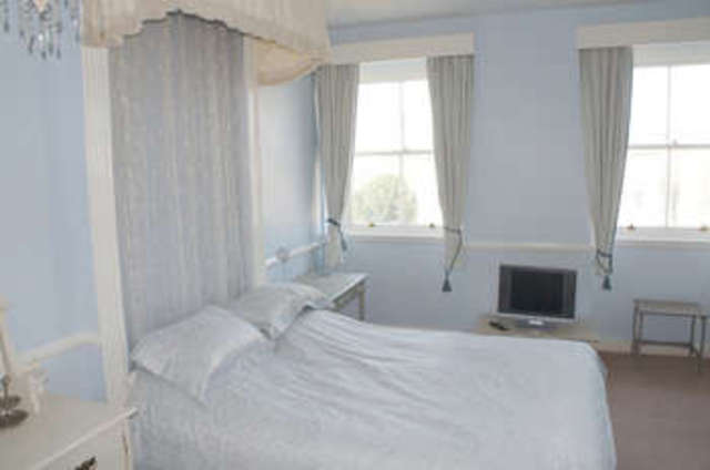  Image of 5 bedroom Town House for sale in The Square Stonehouse Plymouth PL1 at The Millfields Stonehouse Plymouth, PL1 3JX