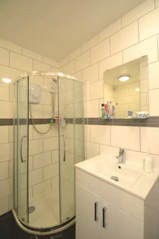  Image of Studio flat to rent in The Vale London W3 at The Vale  London, W3 7RR