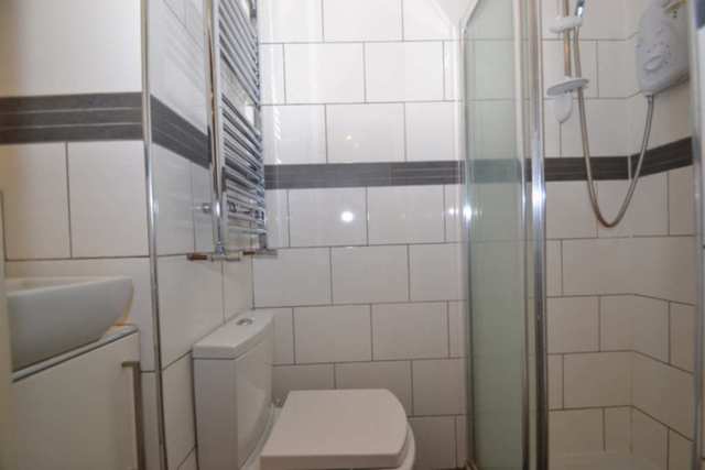  Image of Studio flat to rent in The Vale London W3 at The Vale  London, W3 7RR