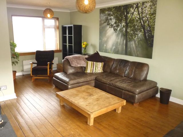  Image of 4 bedroom Detached house to rent in Thimblehall Drive Dunfermline KY12 at Dunfermline Fife Fife, KY12 7UD