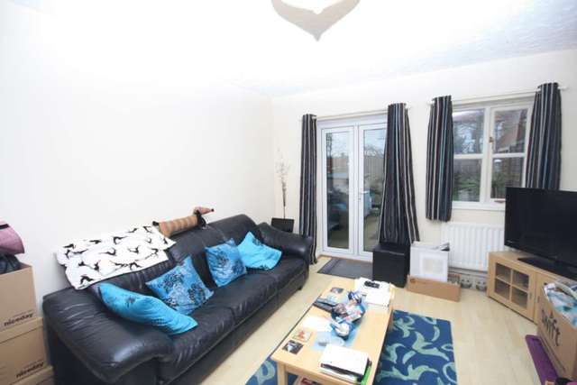  Image of 2 bedroom Terraced house to rent in Thistle Close Laindon Basildon SS15 at Thistle Close Noak Bridge Basildon, SS15 5GX