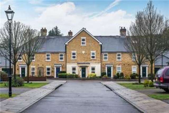  Image of 4 bedroom Terraced house for sale in Tower Place Warlingham CR6 at Warlingham Surrey Farleigh, CR6 9PW