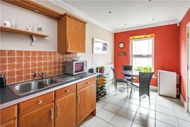  Image of 4 bedroom Terraced house for sale in Tower Place Warlingham CR6 at Warlingham Surrey Farleigh, CR6 9PW