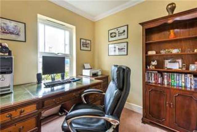 Image of 4 bedroom Terraced house for sale in Tower Place Warlingham CR6 at Warlingham Surrey Farleigh, CR6 9PW