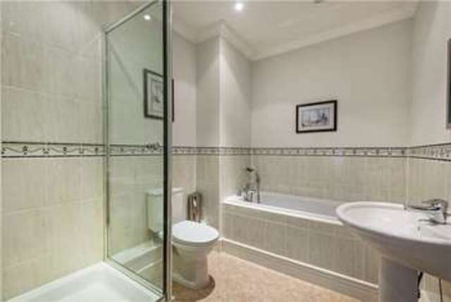  Image of 4 bedroom Terraced house for sale in Tower Place Warlingham CR6 at Warlingham Surrey Farleigh, CR6 9PW