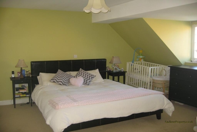 Image of 4 bedroom Detached house to rent in Treefields Buckingham MK18 at Buckingham, MK18 1GP