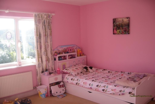  Image of 4 bedroom Detached house to rent in Treefields Buckingham MK18 at Buckingham, MK18 1GP