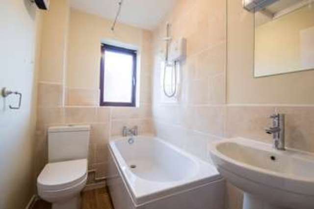  Image of 1 bedroom Terraced house to rent in Trent Close Droitwich WR9 at Droitwich Worcestershire, WR9 8TN