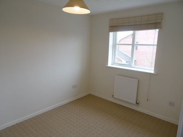  Image of 3 bedroom Detached house to rent in Truro Gardens Worcester WR5 at Worcester  Spetchley, WR5 1RY