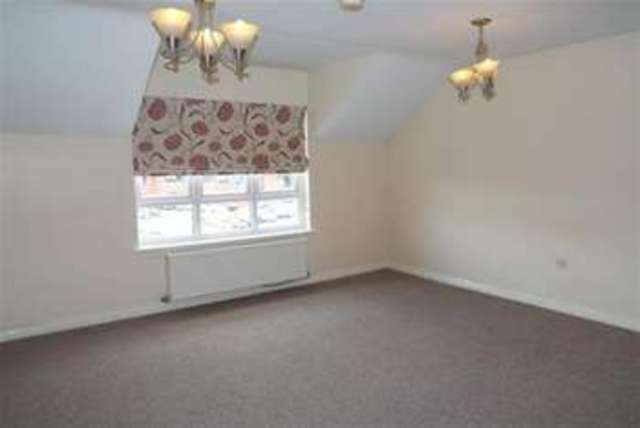  Image of 2 bedroom Flat to rent in Turberville Place Warwick CV34 at Warwick, CV34 4JZ