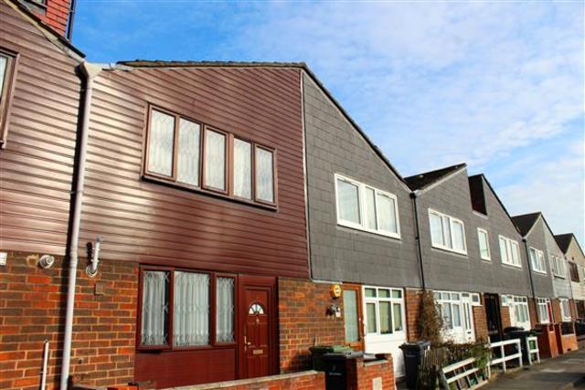  Image of 3 bedroom Terraced house for sale in Turnpike Close London SE8 at Deptford High Street, SE8 4NA