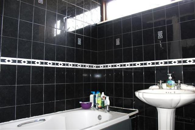  Image of 3 bedroom Terraced house for sale in Turnpike Close London SE8 at Deptford High Street, SE8 4NA