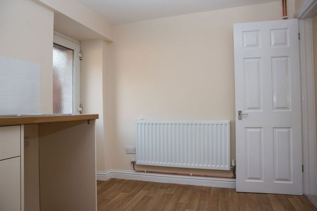  Image of 2 bedroom Terraced house to rent in Two Mile Hill Road Kingswood Bristol BS15 at Two Mile Hill Road Kingswood Bristol, BS15 1BJ