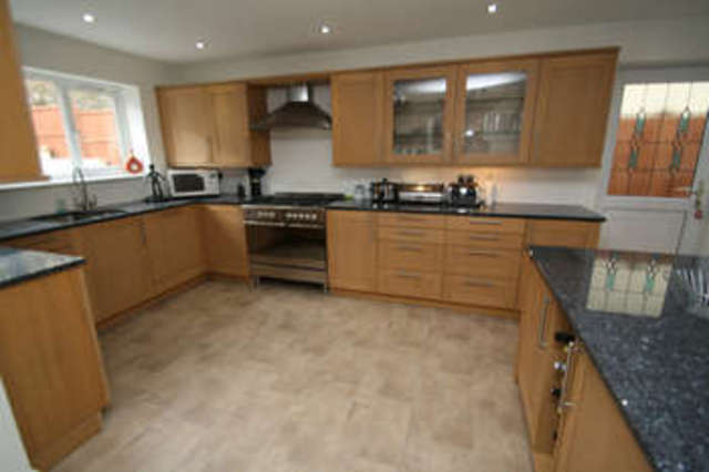  Image of 4 bedroom Detached house for sale in Underlane Plympton Plymouth PL7 at Plympton Plymouth Devon, PL7 1QX