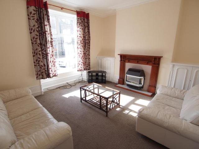  Image of 1 bedroom Flat to rent in Union Grove Aberdeen AB10 at West End Aberdeen Aberdeen, AB10 6RX
