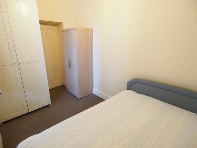  Image of 1 bedroom Flat to rent in Union Grove Aberdeen AB10 at West End Aberdeen Aberdeen, AB10 6RX