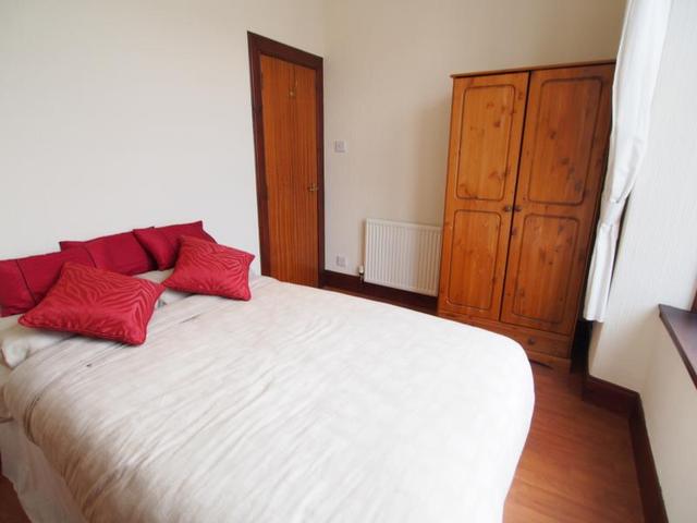  Image of 2 bedroom Flat to rent in Union Grove Aberdeen AB10 at West End Aberdeen Aberdeen, AB10 6TA