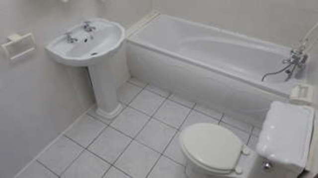  Image of 1 bedroom Ground Flat to rent in Valkyrie Road Westcliff-on-Sea SS0 at Westcliff-on-Sea Westcliff-on-Sea, SS0 8BY