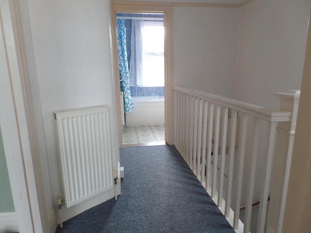  Image of 1 bedroom Flat to rent in Victoria Road Emsworth PO10 at 52c Victoria Road  Emsworth, PO10 7NJ