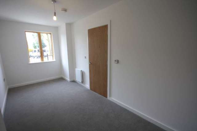  Image of 3 bedroom Town House for sale in Chapel Street Salford M3 at Barrow Street  Manchester, M3 5JY