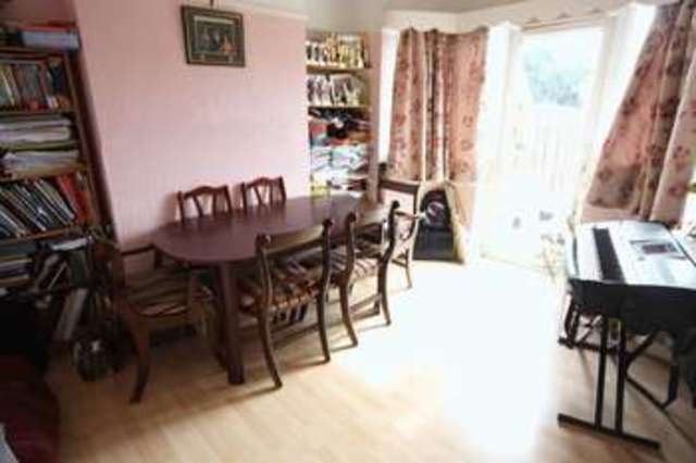  Image of 3 bedroom Property to rent in Wadham Gardens Greenford UB6 at Wadham Gardens  Greenford, UB6 0BP