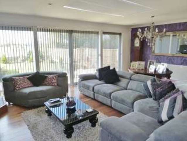  Image of 3 bedroom Detached house for sale in Wainfleet Road Burgh Le Marsh Skegness PE24 at Wainfleet Road Burgh le Marsh Skegness, PE24 5AH
