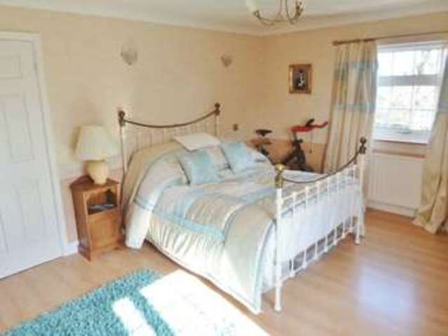  Image of 3 bedroom Detached house for sale in Wainfleet Road Burgh Le Marsh Skegness PE24 at Wainfleet Road Burgh le Marsh Skegness, PE24 5AH