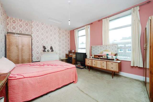  Image of 3 bedroom End of Terrace for sale in Walsingham Road London E5 at Walsingham Road Clapton London, E5 8NF