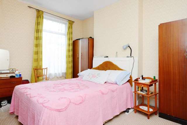 Image of 3 bedroom End of Terrace for sale in Walsingham Road London E5 at Walsingham Road Clapton London, E5 8NF
