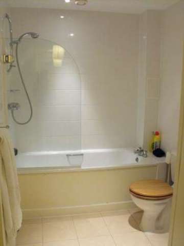  Image of 2 bedroom Flat to rent in Stephenson Road London E17 at Stephenson Road  London, E17 7LE