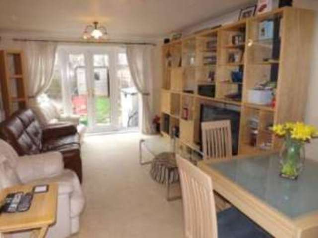  Image of 2 bedroom Terraced house for sale in Warneford Way Leighton Buzzard LU7 at Leighton Buzzard Bedfordshire Leighton Buzzard, LU7 4JG