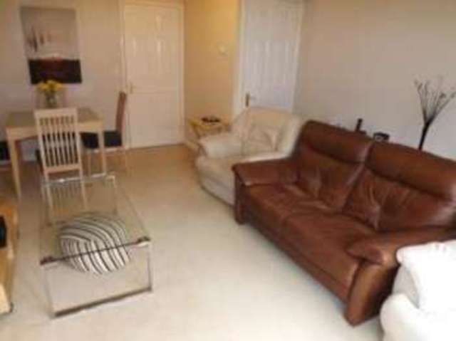  Image of 2 bedroom Terraced house for sale in Warneford Way Leighton Buzzard LU7 at Leighton Buzzard Bedfordshire Leighton Buzzard, LU7 4JG