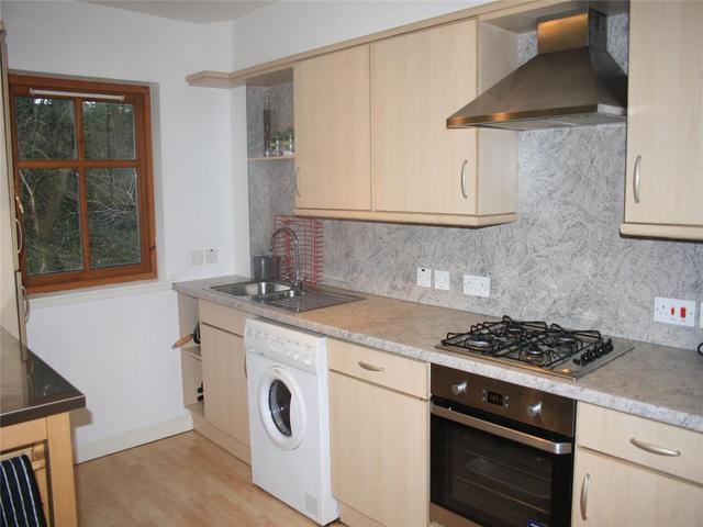 Image of 2 bedroom Flat to rent in Warriston Road Edinburgh EH3 at Canonmills Edinburgh Edinburgh, EH3 5LQ