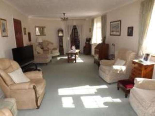  Image of 4 bedroom Detached house for sale in Brook Lane Warsash Southampton SO31 at Warsash Southampton Warsash, SO31 9FG