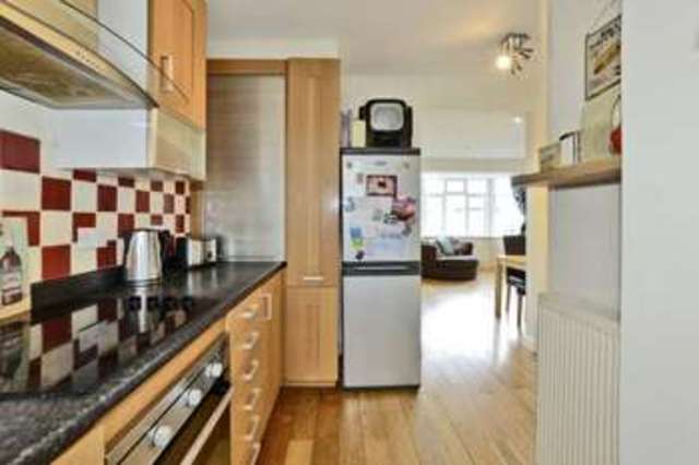  Image of 2 bedroom Maisonette for sale in Warwick Road Thames Ditton KT7 at Warwick Road  Thames Ditton, KT7 0PR