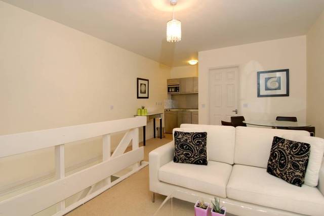  Image of 1 bedroom Detached house to rent in Kensington Park Road London W11 at Waterford House  110 Kensington Park Road, W11 2PJ