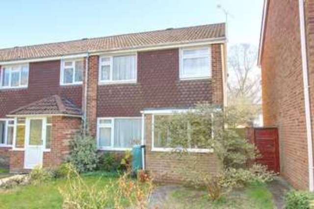  Image of 3 bedroom Terraced house for sale in Waverley Close Romsey SO51 at Waverley Close Woodley Romsey, SO51 7TG