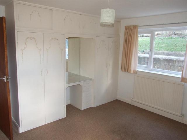  Image of 2 bedroom Bungalow for sale in Weaponness Valley Close Scarborough YO11 at Scarborough North Yorkshire Scarborough, YO11 2JJ