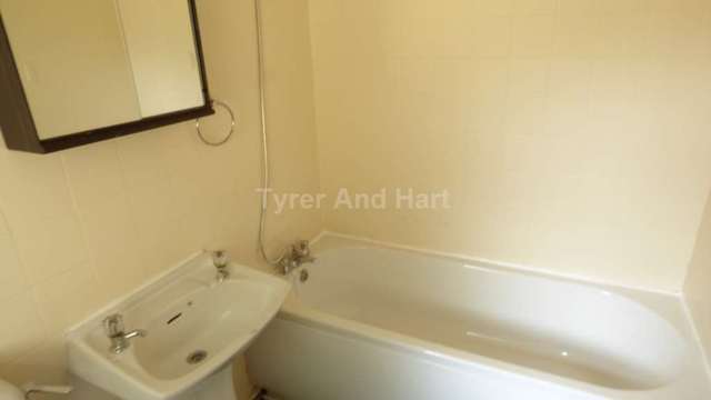  Image of 2 bedroom Terraced house to rent in Weaver Street Walton Liverpool L9 at Weaver Street  Liverpool, L9 1EH