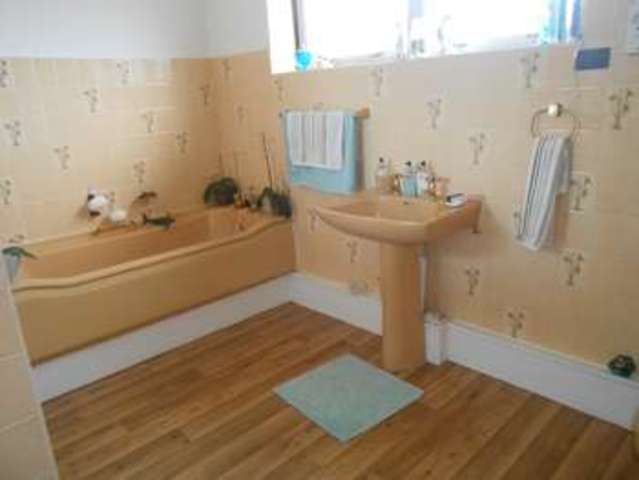  Image of 5 bedroom Property for sale in Atlantic Haven Llangennith Swansea SA3 at Llangennith  North Gower, SA3 1HU