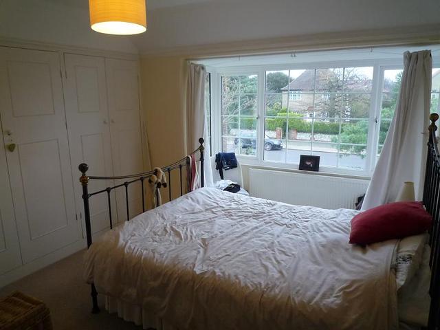  Image of 3 bedroom Flat to rent in West Avenue Worthing BN11 at Worthing, BN11 5LY