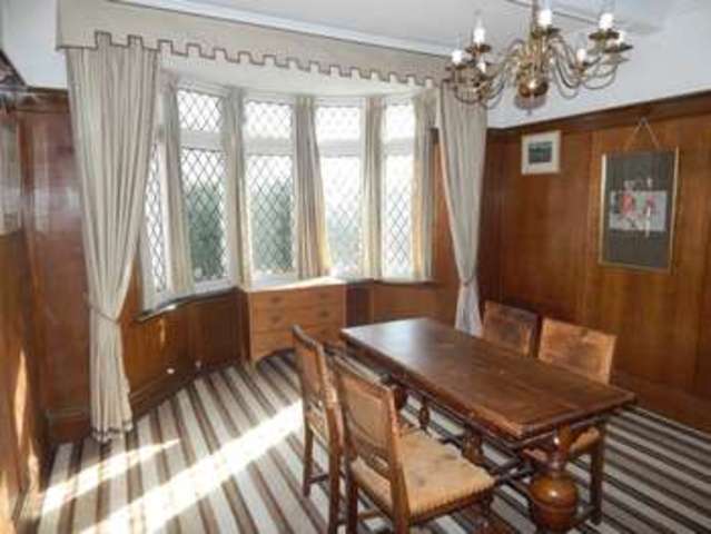  Image of 4 bedroom Detached house for sale in West Drive Porthcawl CF36 at Porthcawl  Porthcawl, CF36 3LT