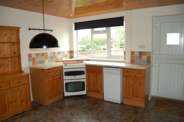  Image of 4 bedroom Terraced house to rent in West End Ingham Lincoln LN1 at Lincoln  Lincoln, LN1 2XY