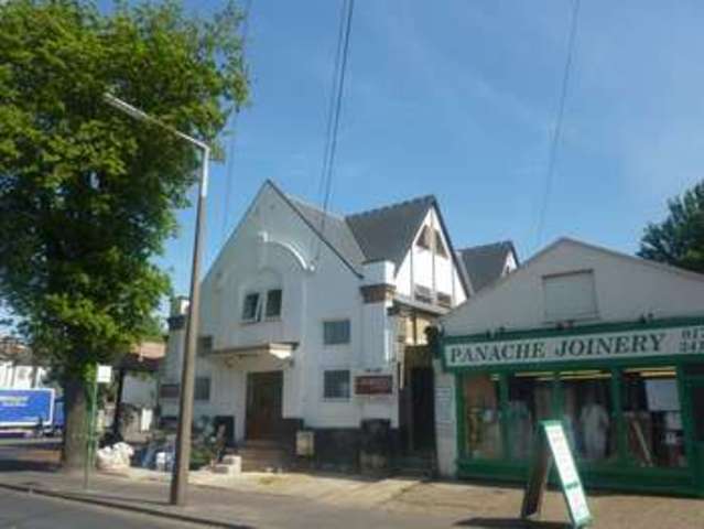  Image of 1 bedroom Flat to rent in West Road Westcliff-on-Sea SS0 at West Road  Westcliff-On-Sea, SS0 9DE